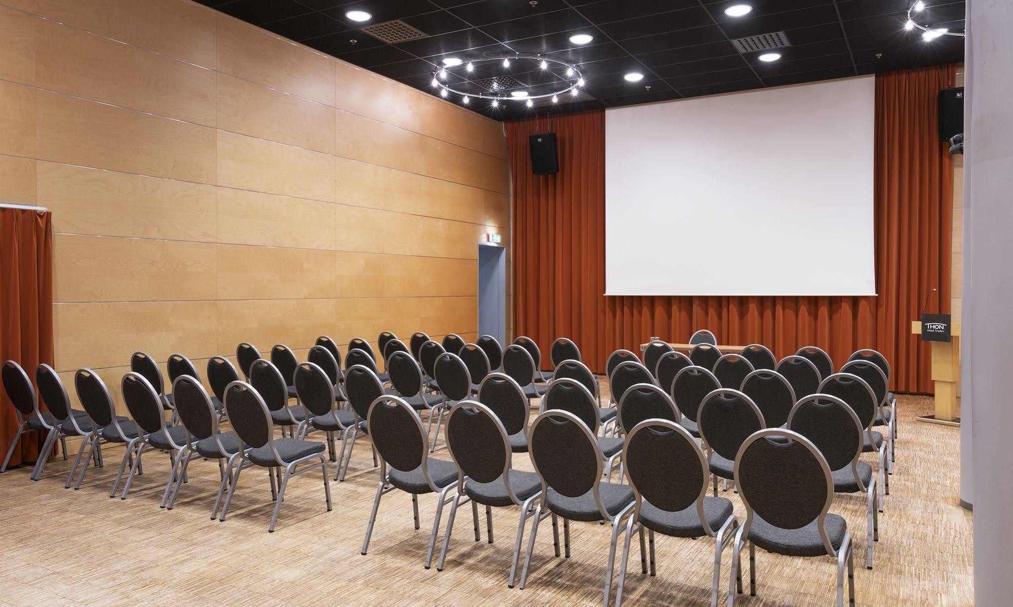 Thon Hotel Triaden Lorenskog Екстериор снимка